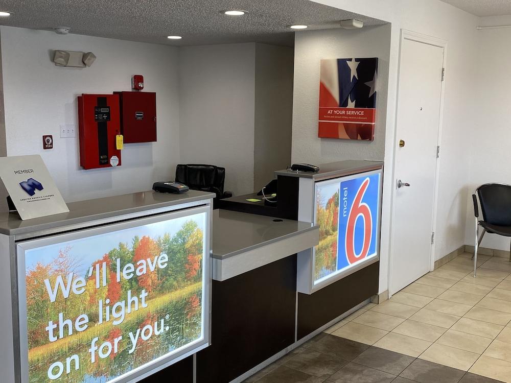 Motel 6-Memphis, Tn - Downtown Eksteriør billede