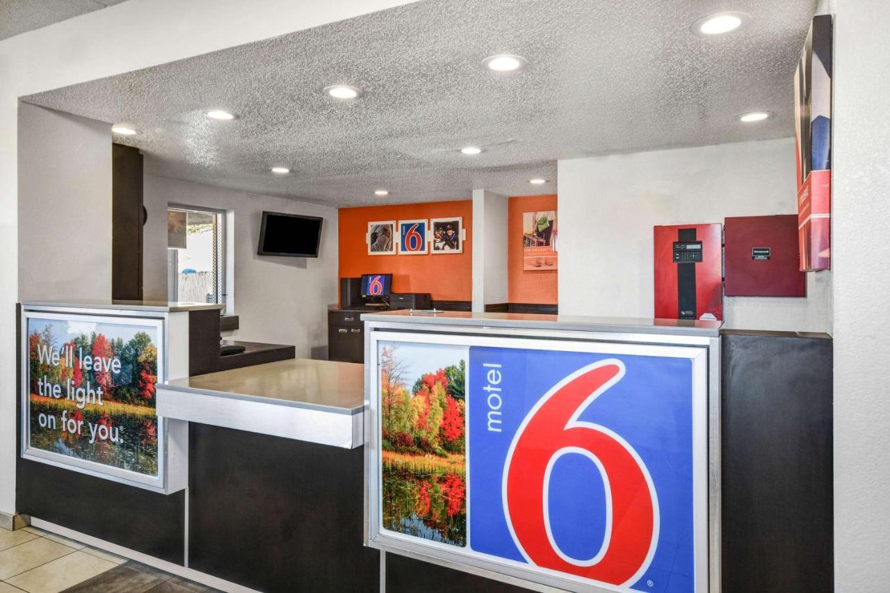 Motel 6-Memphis, Tn - Downtown Eksteriør billede