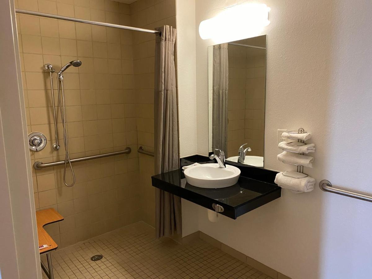 Motel 6-Memphis, Tn - Downtown Eksteriør billede